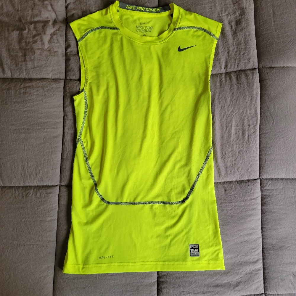 Nike Pro Combat